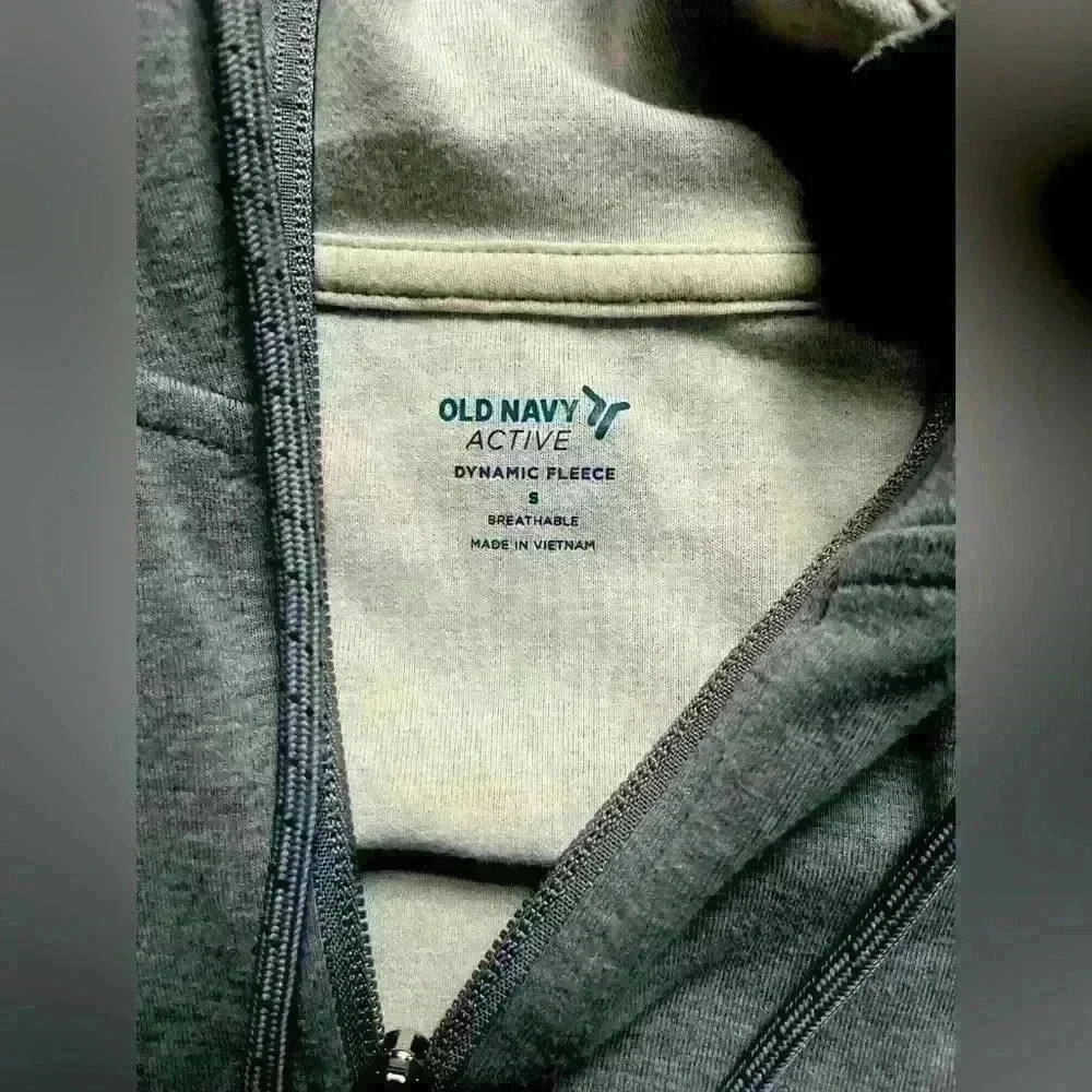 Hooded activewear zip-up sweatshirt - Picture 2 of 3
